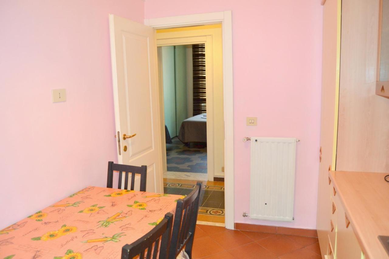 Booking House Rom Exterior foto